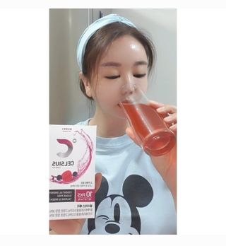셀시어스 온더고 에너지 비타민 피트니스 드링크 파우더 (10sticks) 다이어트 음료 — 5점을 준 리뷰어가 2022년 5월 올린 사용 사진