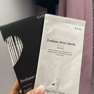 [이즈라이프코스메틱] 퍼퓸 드라이어 시트 히노끼향  or 블랑향 2중 택1 30매 — 4점을 준 리뷰어가 2021년 6월 올린 사용 사진