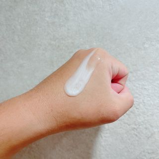 [HUREX] 휴렉스 볼류마이징 탈모완화 기능성 샴푸 150ml x 2개 — 5점을 준 리뷰어가 2021년 9월 올린 사용 사진