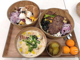 코끼리 더 샐러드 카페 뚝섬점 [코끼리 더 샐러드 카페] 공팔리터 set 뚝섬유원지점 — 5점을 준 리뷰어가 2022년 1월 올린 사용 사진