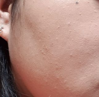 [툴앤썸] 메이크업 브러시로 바르고 호빵 스펀지로 클렌징하는 A-Z 뷰티툴 5종 — 5점을 준 리뷰어가 2021년 1월 올린 사용 사진