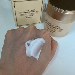 Dr.느루벗 느루벗 링클 솔루션 콘센트레이트 스네일 탄력 달팽이 크림 80g — 5점을 준 리뷰어가 2021년 3월 올린 사용 사진