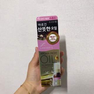 [루시도엘] 썸머 헤어 케어는 핑크 오일로 시작 — 5점을 준 리뷰어가 2021년 5월 올린 사용 사진