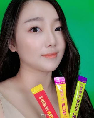아임오 편의점 신상 타파, 바로 짜먹는 3종 _ 에너지업X2ea, 비타민업X2ea, 허니앤업X2ea — 5점을 준 리뷰어가 2021년 11월 올린 사용 사진