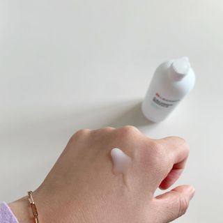 리더스코스메틱 리더스 카밍 바이오틱스 에센스 워터 — 5점을 준 리뷰어가 2021년 9월 올린 사용 사진