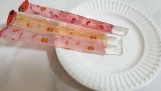 젤리벨리 젤리스틱 어쏘티드 900g — 4점을 준 리뷰어가 2022년 8월 올린 사용 사진