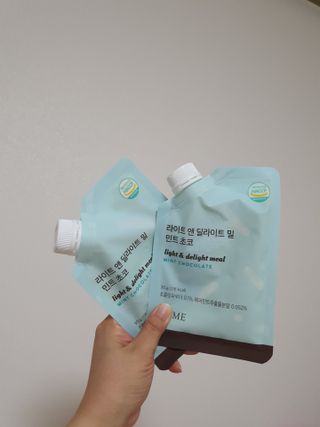 아므_이너뷰티 라이트 앤 딜라이트 밀 민트 초코 — 5점을 준 리뷰어가 2021년 7월 올린 사용 사진
