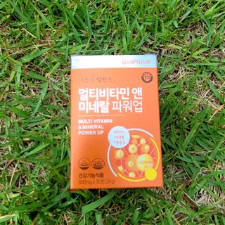 서울약사신협_내몸애발란스멀티비타민앤미네랄파워업_800mg x 90정 — 5점을 준 리뷰어가 2021년 5월 올린 사용 사진