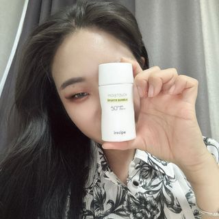 아이레시피 모이스트터치 스포츠 선밀크 50ml (SPF50+ PA+++) — 5점을 준 리뷰어가 2023년 7월 올린 사용 사진