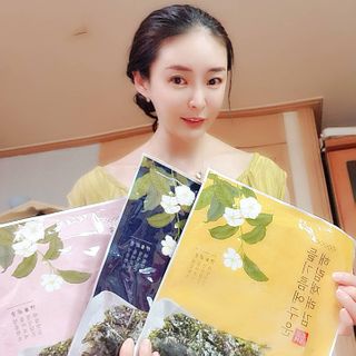 [해림맛김] 들기름에 구운 바삭바삭 김 4종 세트 + 1종 랜덤발송 총5개입 — 5점을 준 리뷰어가 2021년 2월 올린 사용 사진