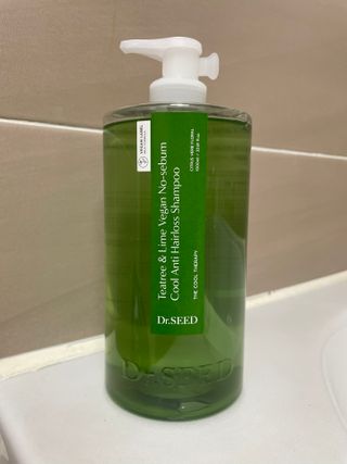 닥터시드 티트리 앤 라임 비건 지성케어 쿨 탈모 샴푸 (1000ml) — 5점을 준 리뷰어가 2023년 12월 올린 사용 사진