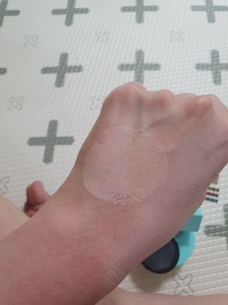 리즐리 씨슬릭 톤업 쿨링 쿠션 15g — 4점을 준 리뷰어가 2021년 7월 올린 사용 사진