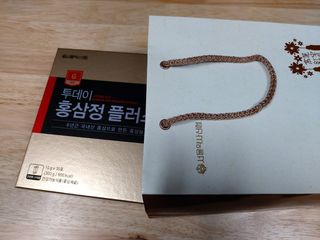서울약사신협_투데이홍삼정플러스스틱_10g x 30포 — 4.5점을 준 리뷰어가 2021년 6월 올린 사용 사진