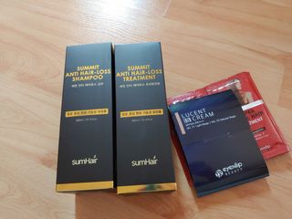 썸헤어 / SUMHAIR 썸헤어  써밋 안티 헤어로스 샴푸+트리트먼트 — 4점을 준 리뷰어가 2021년 6월 올린 사용 사진