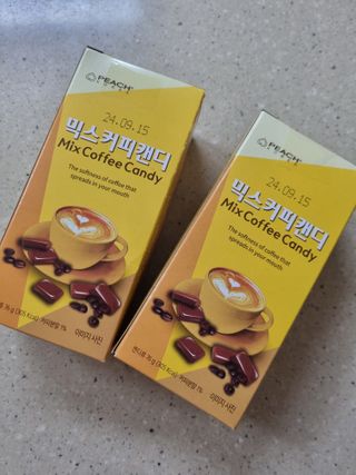 (주) 피치코리아 믹스커피캔디76g x2개입 — 5점을 준 리뷰어가 2022년 11월 올린 사용 사진