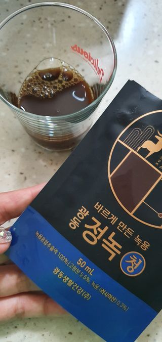 광동생활건강 [광동] 바르게 만든 녹용, 광동정녹청 30포. — 4.5점을 준 리뷰어가 2022년 6월 올린 사용 사진