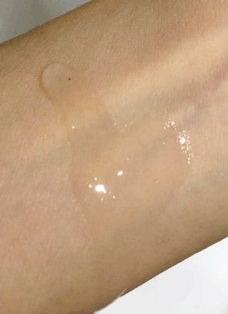 메이쿱 로우 소스 더 비건 에센스 100ml — 5점을 준 리뷰어가 2022년 4월 올린 사용 사진