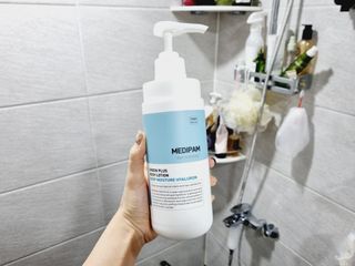 [메디팜] 히알루론산 딥 모이스처 바디로션 — 5점을 준 리뷰어가 2021년 12월 올린 사용 사진