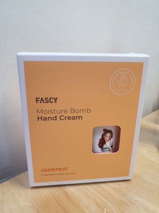 파시 FASCY 高保湿ハンドクリーム40ml+80ml セット — 5점을 준 리뷰어가 2021년 7월 올린 사용 사진
