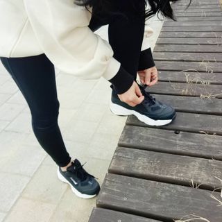 풋테크 지압신발 풋테크 건강 지압 운동화 FT20 — 5점을 준 리뷰어가 2021년 2월 올린 사용 사진