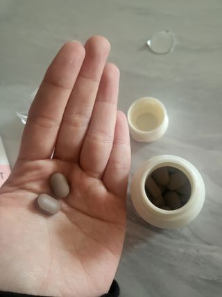닥터피엔티 [Dr.PNT] 하루 2알로 건강한 다이어트! 한겨울에도 체지방만 쏙~ 슬림핏 다이어트 — 5점을 준 리뷰어가 2023년 4월 올린 사용 사진