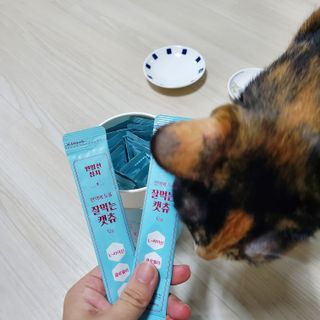 페페로니 잘 먹는 캣츄 - 원양선 참치 24개입 — 4점을 준 리뷰어가 2021년 7월 올린 사용 사진