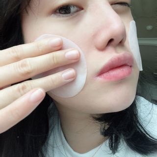 랑벨 랑바이오 블랙 시카 퀵 패드 100매 (3초 쿨링/3분 흡수, 블랙비 프로폴리스/시카 4종 함유, 대용량) — 5점을 준 리뷰어가 2022년 3월 올린 사용 사진