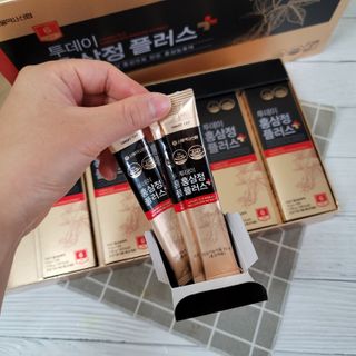 서울약사신협_투데이홍삼정플러스스틱_10g x 60포 — 5점을 준 리뷰어가 2021년 8월 올린 사용 사진