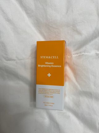 체르엠 스템앤셀 비타민 브라이트닝 에센스 30ml 1개 — 5점을 준 리뷰어가 2021년 12월 올린 사용 사진