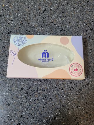 미라클풋 유리발각질제거기 물없이 쓱싹쓱싹 몇번만에 발각질 완벽제거 — 5점을 준 리뷰어가 2021년 8월 올린 사용 사진