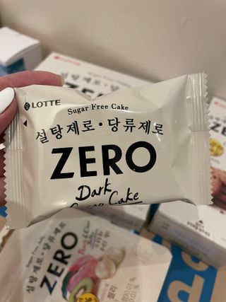 ZERO (초콜릿 칩 쿠키, 카카오 케이크, 후르츠 젤리, 아이스 콜라, 아이스 초코바) — 5점을 준 리뷰어가 2022년 6월 올린 사용 사진
