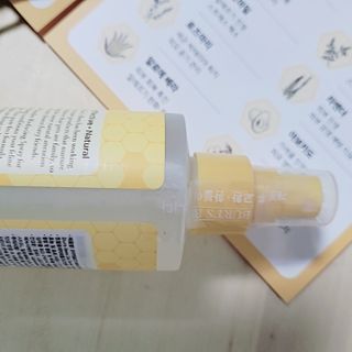 버츠비 캣 댄더 리듀싱 스프레이 — 5점을 준 리뷰어가 2021년 5월 올린 사용 사진