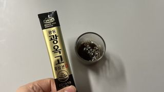 [광동제약] 광동 광옥고 홍삼 본 30포+쇼핑백 증정 — 5점을 준 리뷰어가 2021년 12월 올린 사용 사진