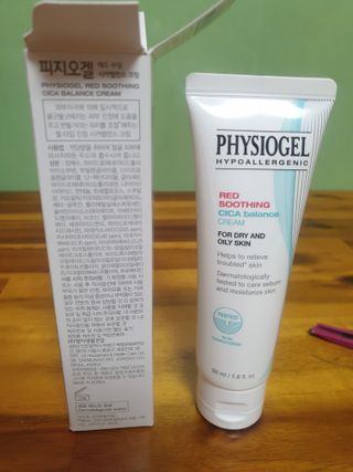 피지오겔 레드수딩 시카밸런스 크림 50ml — 5점을 준 리뷰어가 2022년 4월 올린 사용 사진