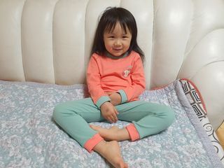 유비맘 캔디팡팡 내의/내복 상하 세트 — 5점을 준 리뷰어가 2021년 3월 올린 사용 사진