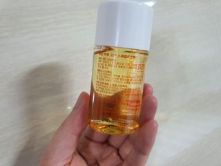 바이오오일 [바이오-오일] 스킨케어 오일 내추럴 60ml — 5점을 준 리뷰어가 2021년 10월 올린 사용 사진