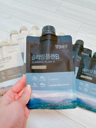 일일하우 슬리밍 플랜B 고소한 귀리맛, 진한 카카오맛 (체중조절식) — 5점을 준 리뷰어가 2023년 6월 올린 사용 사진