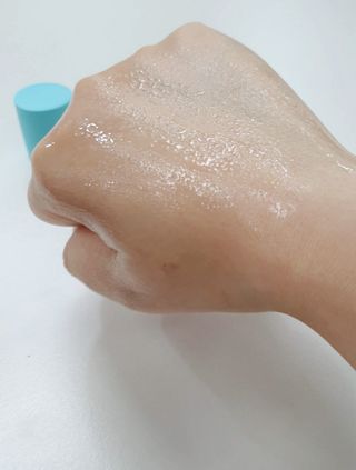 리더스코스메틱 리더스 카밍 바이오틱스 에센스 워터 — 5점을 준 리뷰어가 2021년 3월 올린 사용 사진