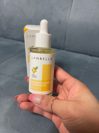 랑벨 비타 에너지 잡티 앰플 50ml 고농축 비타민, 저자극, 수분 촉촉, 미백 앰플 — 4.5점을 준 리뷰어가 2022년 4월 올린 사용 사진