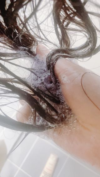 헤어플러스 컬러본드 샴푸300+트리트먼트300+에센스95 — 4.5점을 준 리뷰어가 2021년 4월 올린 사용 사진