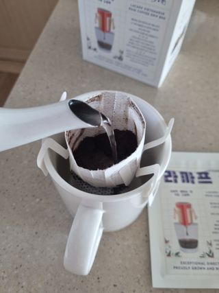 라까프 베트남 핀 커피 드립백 7개입 — 5점을 준 리뷰어가 2022년 9월 올린 사용 사진