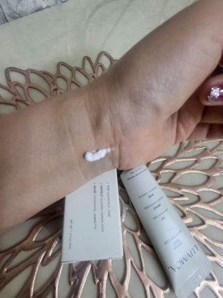 러브모아 향수 고체향수 승무원 고체향수 바르는 향수 니치향수 도손 우드세이지 앤 씨솔트 — 5점을 준 리뷰어가 2022년 12월 올린 사용 사진
