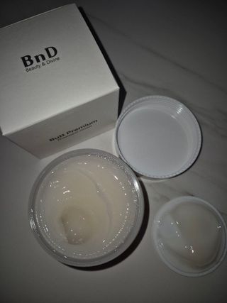 비엔디 2NOW[한글]BnD 바디 주름개선 엉덩이크림 — 5점을 준 리뷰어가 2024년 11월 올린 사용 사진
