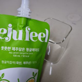 JEJUFEEL 풋풋한 제주담은 청귤에이드 — 4.5점을 준 리뷰어가 2022년 9월 올린 사용 사진