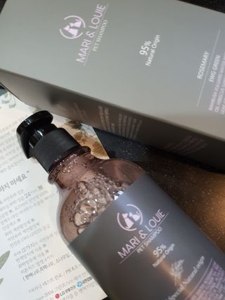 마리앤루이펫샴푸 [mari and louie pet shampoo] — 5점을 준 리뷰어가 2021년 5월 올린 사용 사진