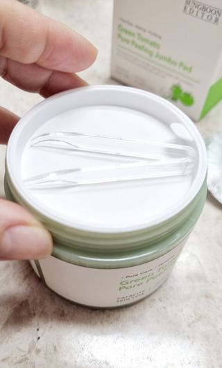 성분에디터 그린토마토 포어 필링 점보 패드 — 5점을 준 리뷰어가 2021년 8월 올린 사용 사진