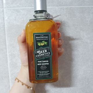 체코 비건화장품 마뉴팍투라 향좋은 천연 맥주샴푸 — 5점을 준 리뷰어가 2022년 5월 올린 사용 사진