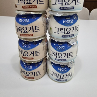 매일바이오 그릭요거트 오리지널 플레인 4개, 로스터리 커피믹스 4개 — 5점을 준 리뷰어가 2021년 12월 올린 사용 사진