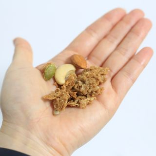 밸런스 다이어트랩 밸다랩 이씨리얼 수제 발아통밀 그래놀라 450g — 5점을 준 리뷰어가 2023년 4월 올린 사용 사진