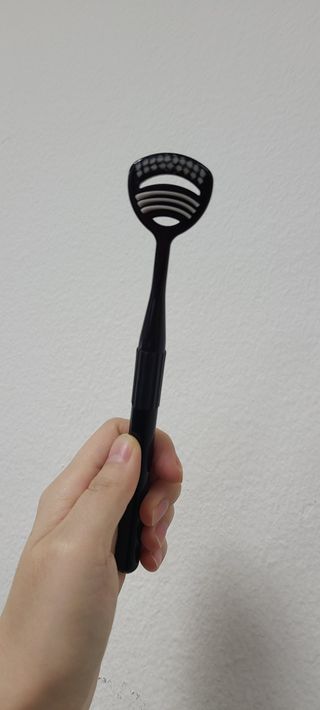 크리오 클리어스 혀백태제거 구취관리 혀클리너 — 5점을 준 리뷰어가 2021년 3월 올린 사용 사진